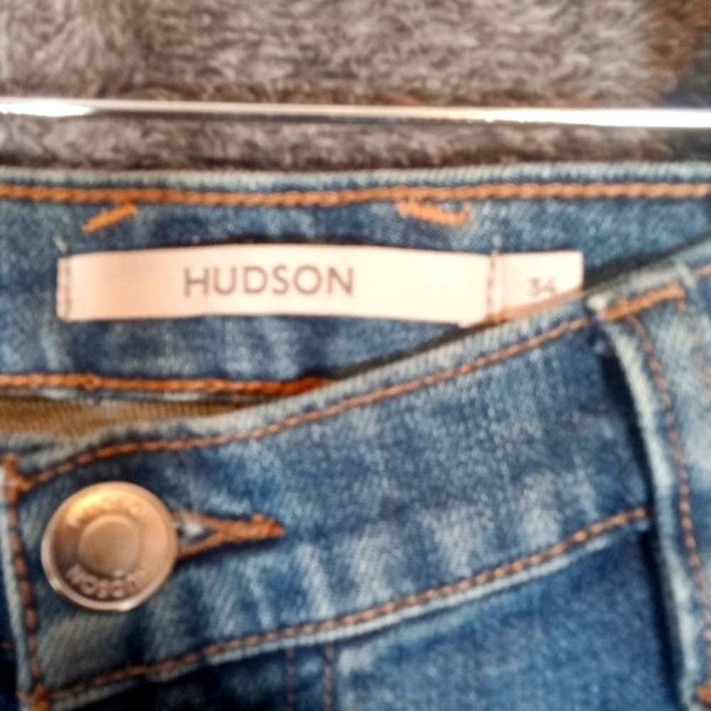 Hudson Freya Low Rise Skater In Deep Blue Vintage Color Revolve High Rise 34 - Picture 7 of 13